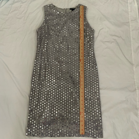 Black Label By Chico’s Dress Size 8 Silver Sequin Crochet Sheath Cocktail Party - Picture 13 of 15